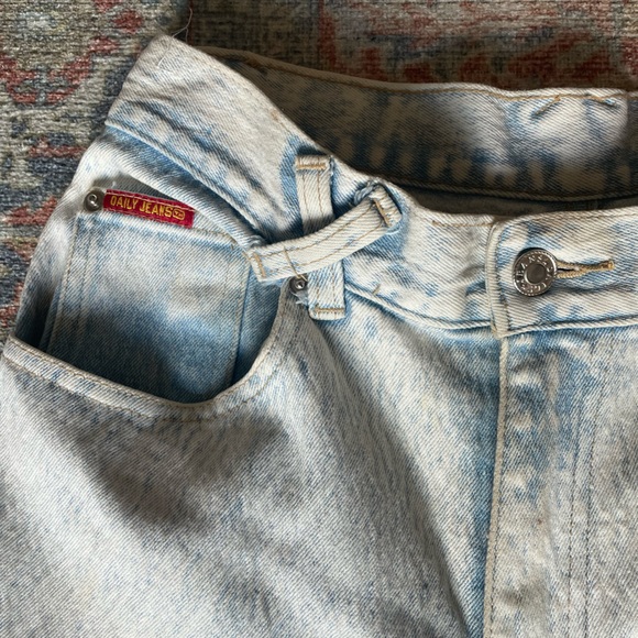 Denim - Picture 3 of 6